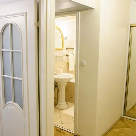 Apartment Golden Center